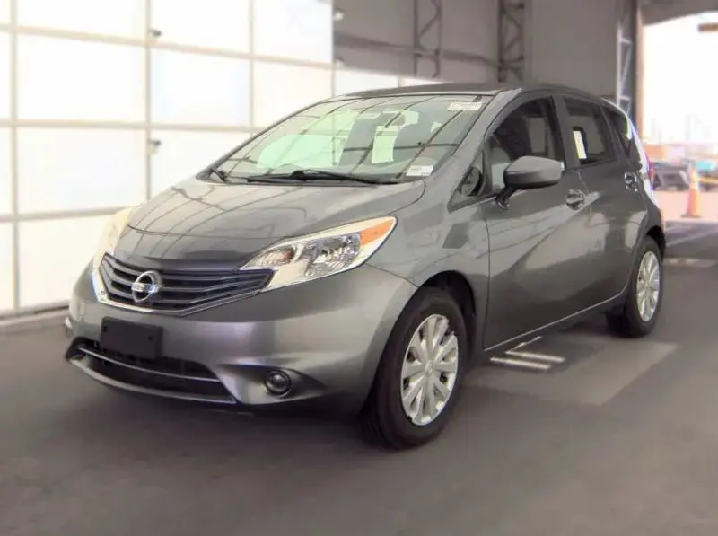 2016 Nissan Versa Note 1.6 SV CVT photo 1