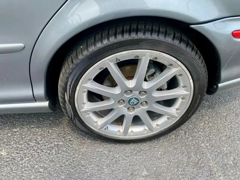 2004 Jaguar X-Type undefined photo 1