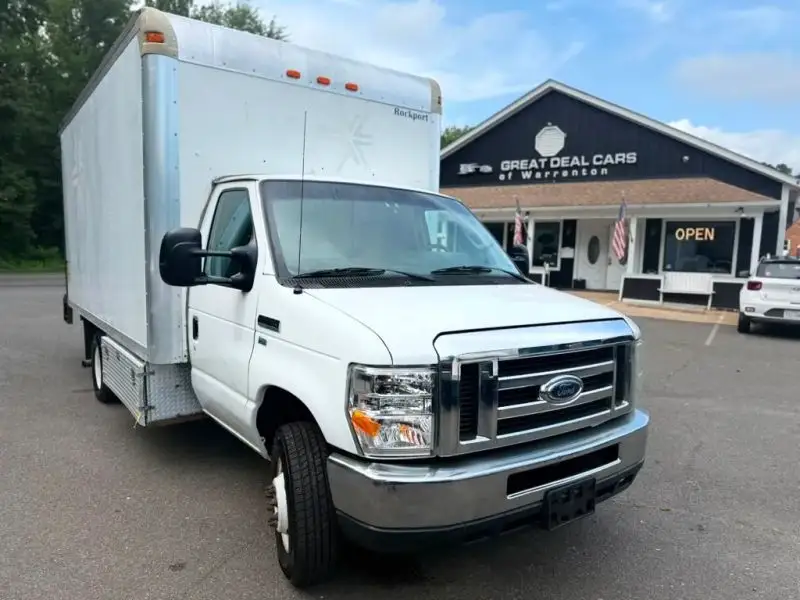 2013 Ford E-Series undefined photo 1