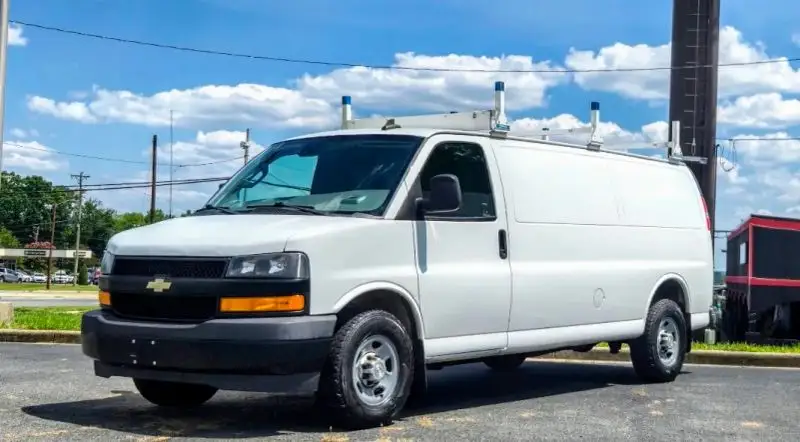 2019 Chevrolet Express 3500 Extended Work Van photo 1
