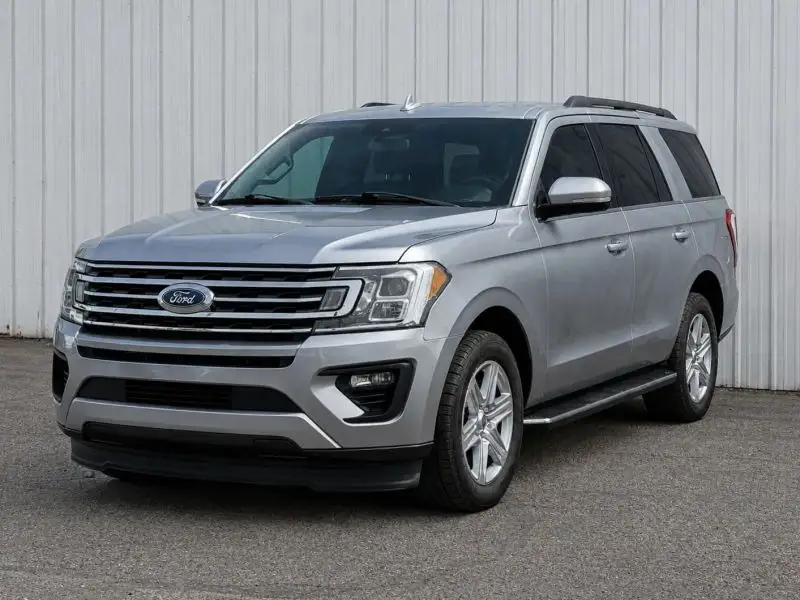 2020 Ford Expedition XLT photo 1