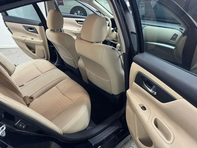 2016 Nissan Altima 2.5 S photo 1