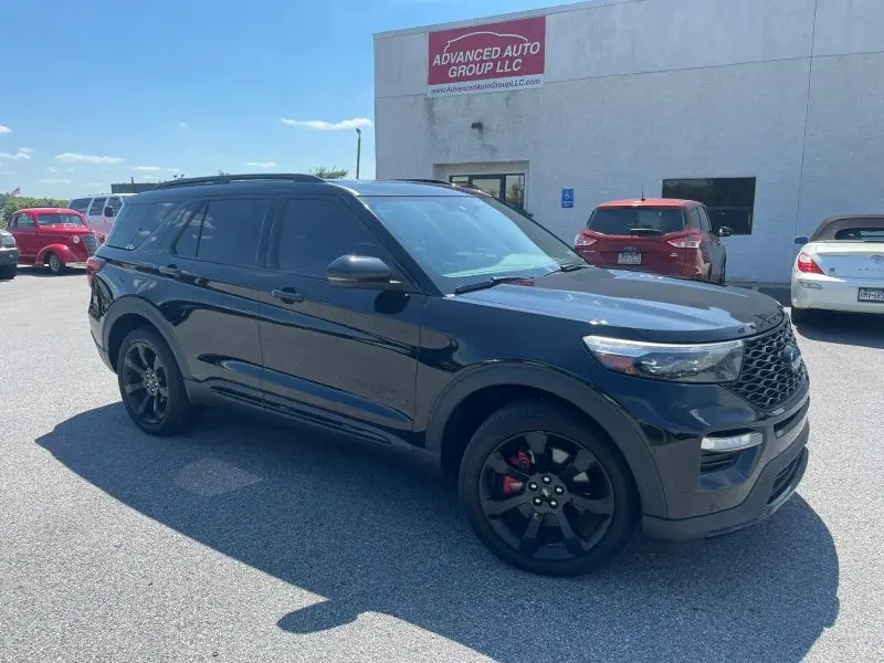2020 Ford Explorer ST 4WD photo 1