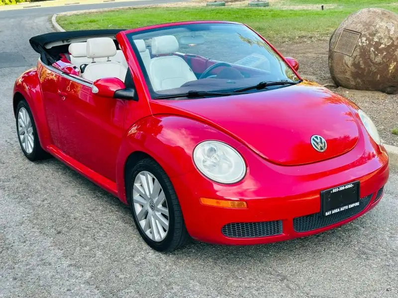 2010 Volkswagen Beetle Auto photo 1