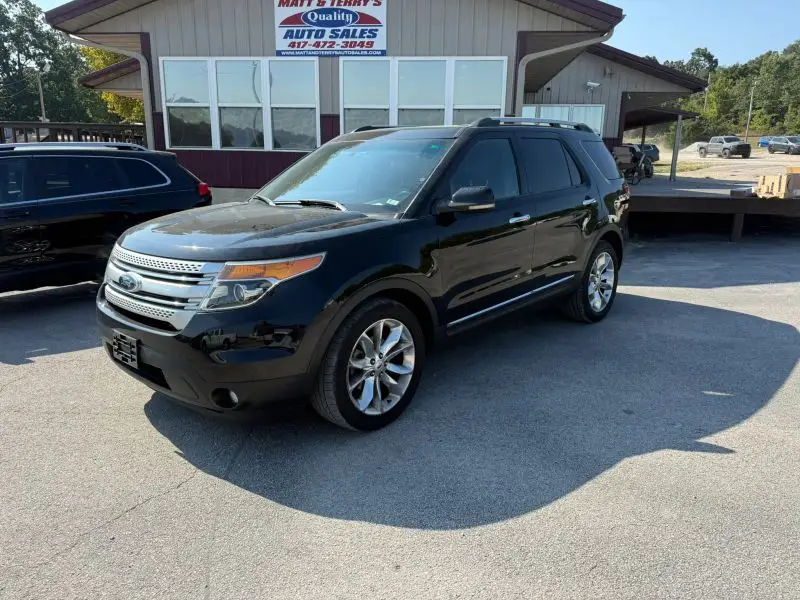 2012 Ford Explorer XLT photo 1