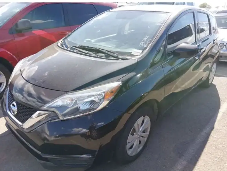 2017 Nissan Versa Note 1.6 SV CVT photo 1