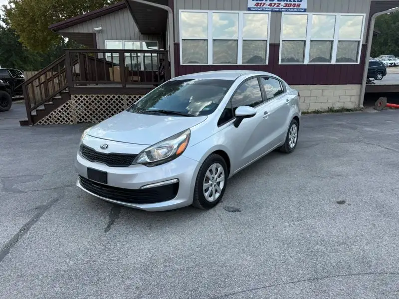 2017 Kia Rio LX Auto photo 1