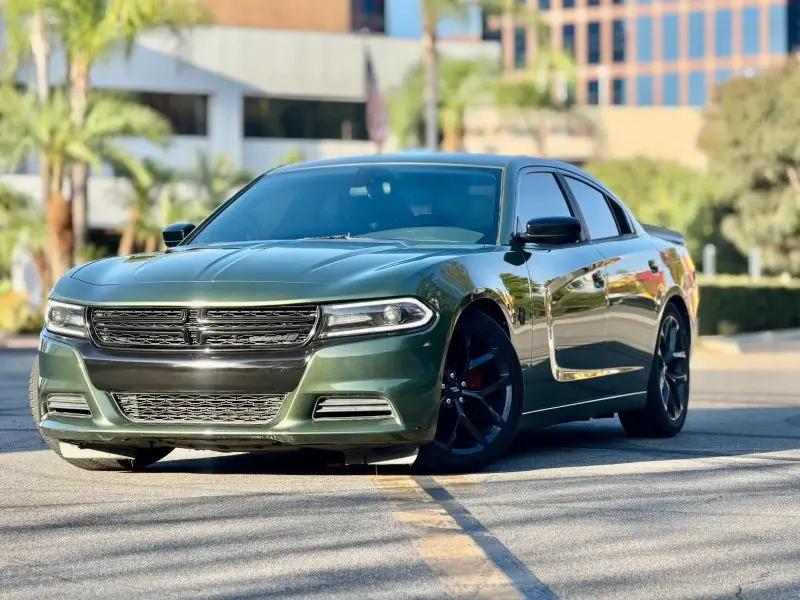 2020 Dodge Charger SXT photo 1