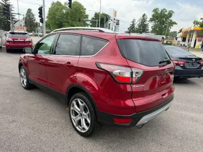 2017 Ford Escape Titanium 4WD photo 4