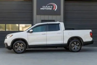 2017 Honda Ridgeline RTL AWD photo 4