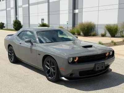 2023 Dodge Challenger R/T Coupe 2D photo 3