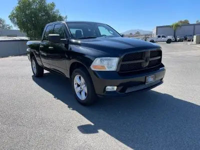 2012 RAM 1500 ST Quad Cab photo 3