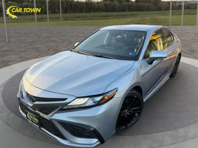 2024 Toyota Camry XSE's photo
