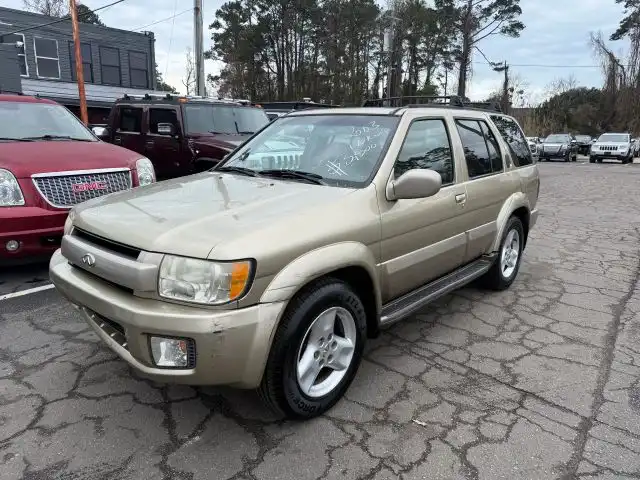 2003 INFINITI QX4 4WD's photo