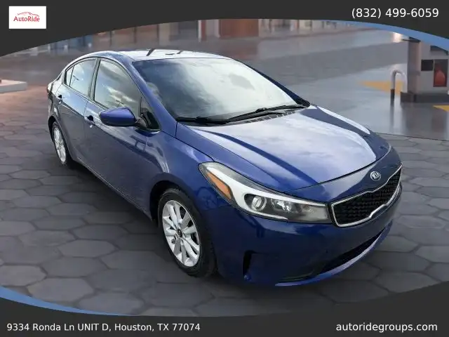 2017 Kia Forte LX AT's photo