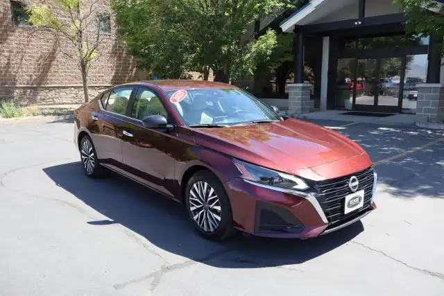 2025 Nissan Altima 2.5 SV's photo