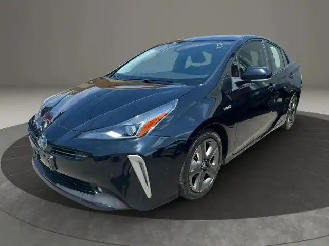 2022 Toyota Prius's photo