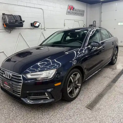 2017 Audi A4 2.0T quattro S tronic Premium Plus's photo
