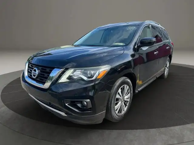 2018 Nissan Pathfinder SV 2WD's photo