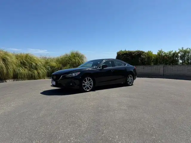 2014 Mazda EZ-6 i Grand Touring Auto's photo