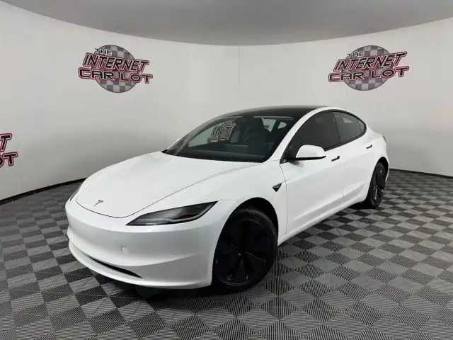 2025 Tesla Model 3 Long Range's photo