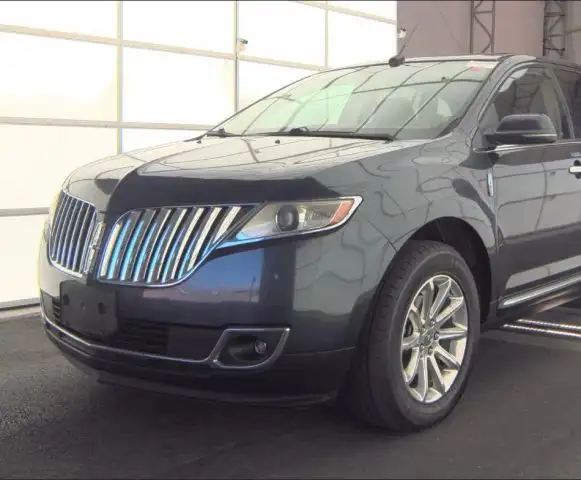 2013 Lincoln MKX FWD's photo