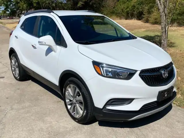 2019 Buick Encore Preferred's photo