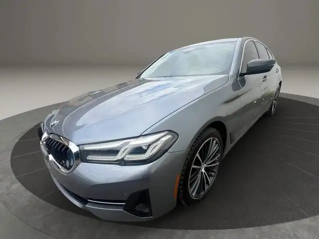 2021 BMW 5 Series 530i xDrive Sedan's photo