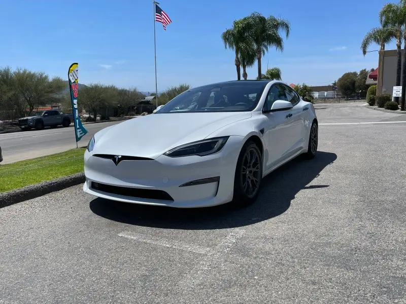 2024 Tesla Model S Base photo 1