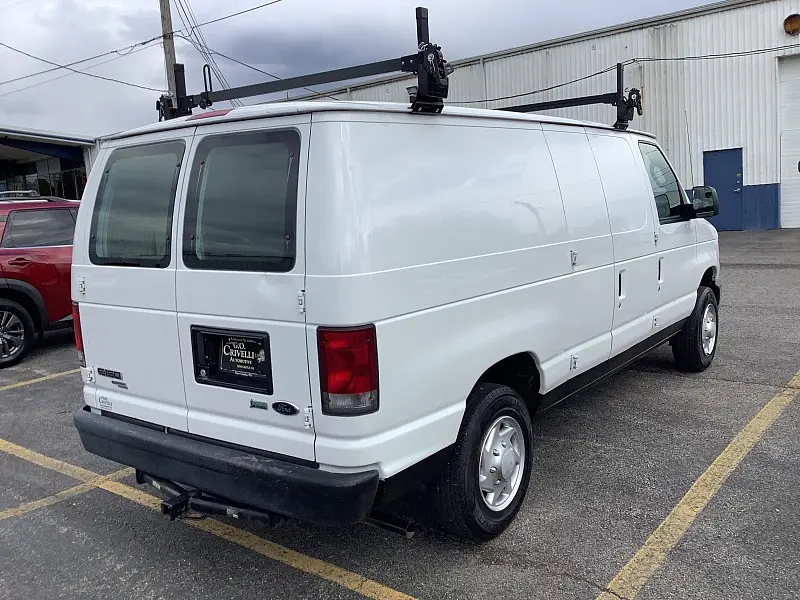 2014 Ford E-Series E-150 Van photo 5