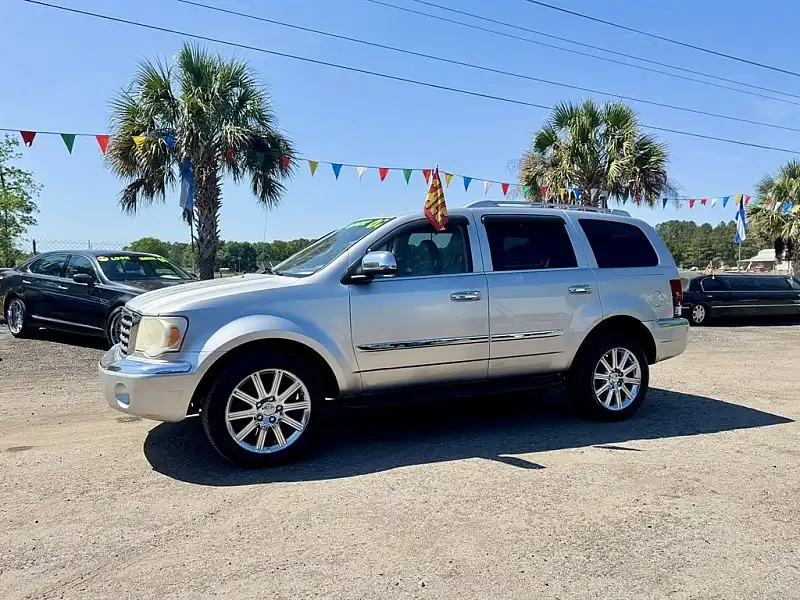 2007 Chrysler Aspen Limited 2WD's photo