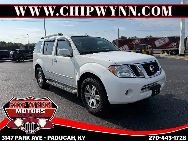 2011 Nissan Pathfinder Silver Edition 4WD's photo