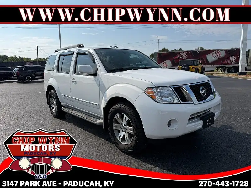 2011 Nissan Pathfinder Silver Edition 4WD's photo