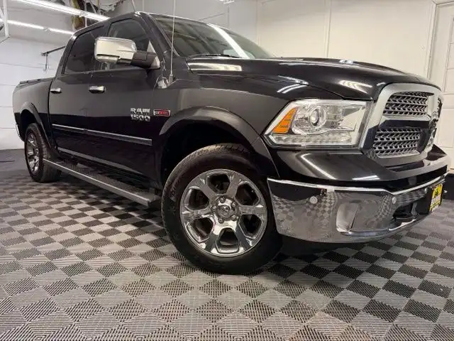 2018 RAM 1500 Laramie Crew Cab 4WD 5'7" Box's photo