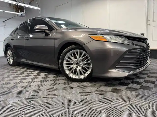 2018 Toyota Camry 2.5 Auto XLE's photo