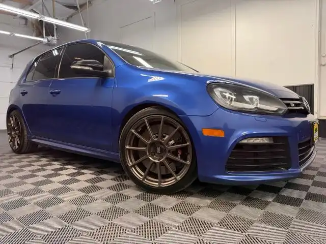 2013 Volkswagen Golf 2.0L 4-Door with Sunroof and Navigation's photo