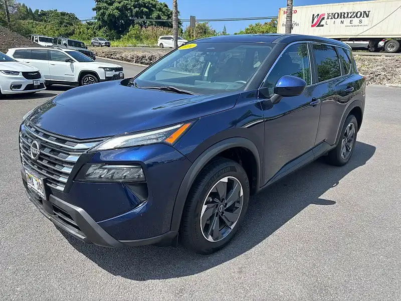 2024 Nissan Rogue SV FWD's photo
