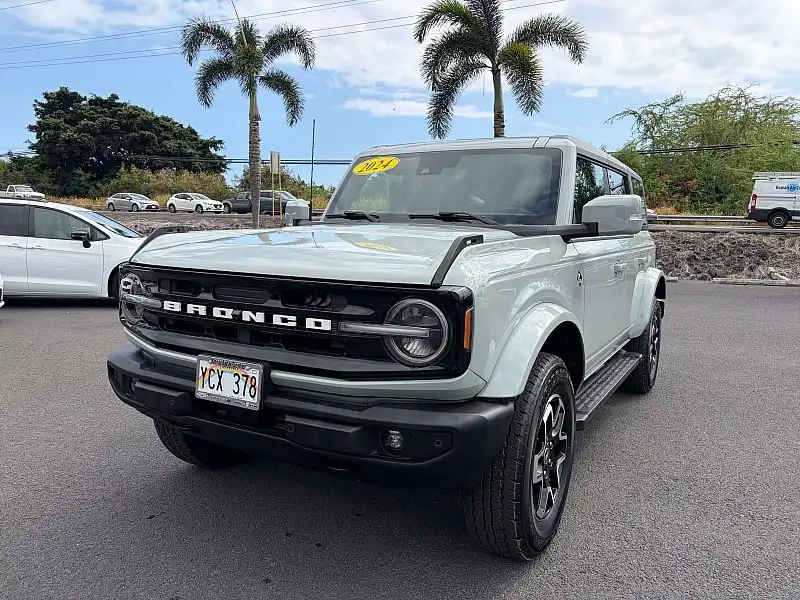 2024 Ford Bronco Outer Banks 4x4's photo