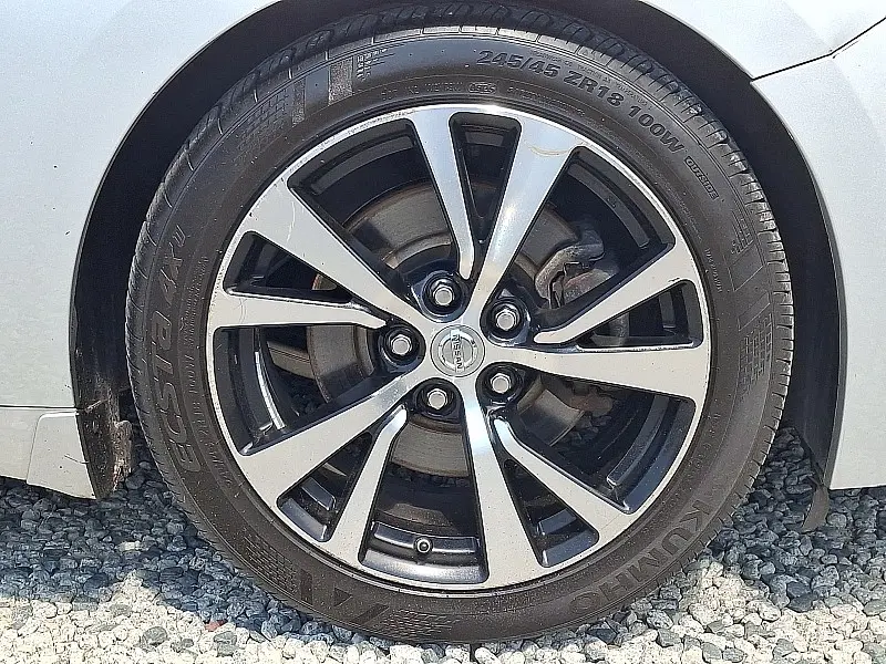 2018 Nissan Maxima Platinum photo 5
