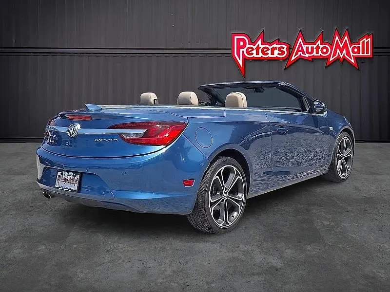 2017 Buick Cascada Premium photo 4
