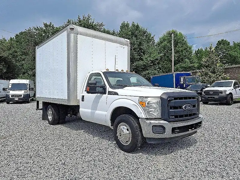 2015 Ford F-350 XL Regular Cab 141-In DRW's photo