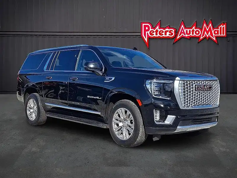 2023 GMC Yukon Denali 2WD's photo