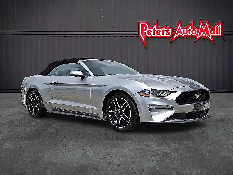 2023 Ford Mustang EcoBoost Convertible's photo