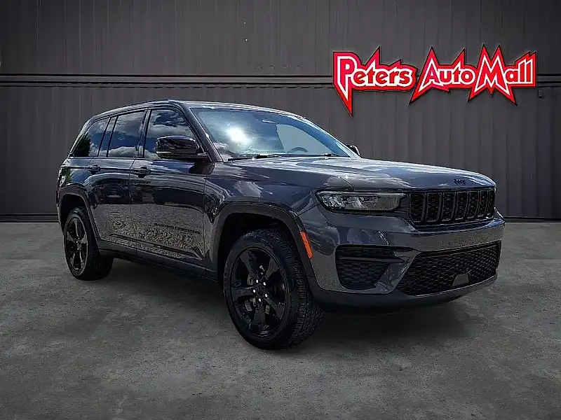 2023 Jeep Grand Cherokee Altitude 4x4's photo