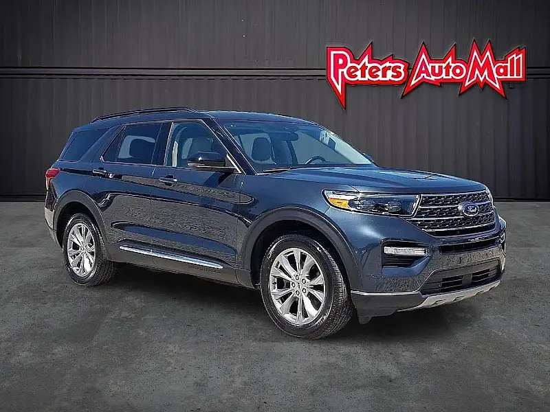 2024 Ford Explorer XLT 4WD photo 1