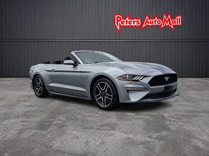 2023 Ford Mustang EcoBoost Convertible's photo