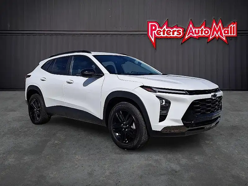2025 Chevrolet Trax Activ's photo