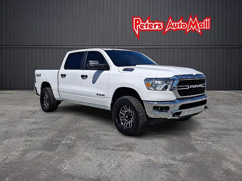 2024 RAM 1500 Big Horn/Lone Star 4WD Crew Cab 5'7's photo