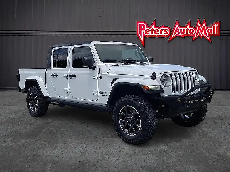 2020 Jeep Gladiator Overland's photo
