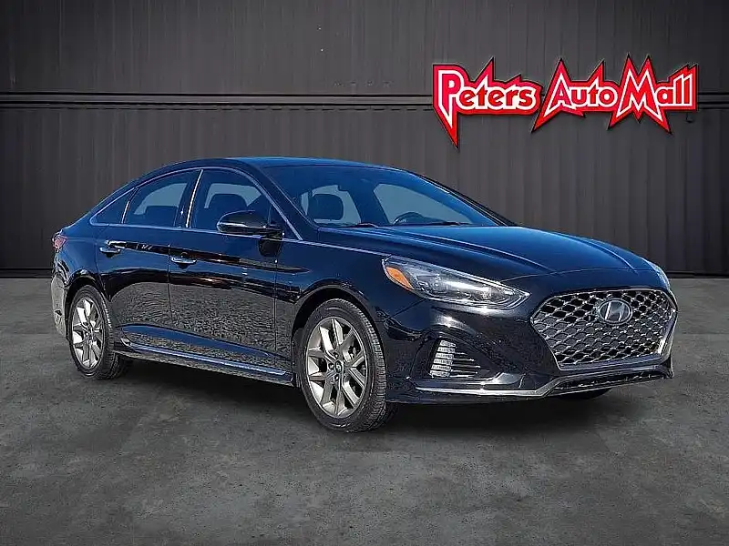 2018 Hyundai Sonata Limited 2.0T's photo